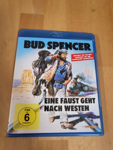 Eine faust geht nach - nach, westen